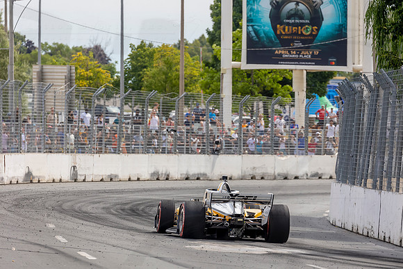 D2207_INDYTO_09668_BLS