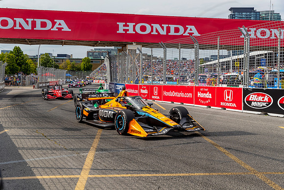D2207_INDYTO_09737_BLS