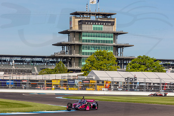 D2207_INDYGGP_16613_BLS