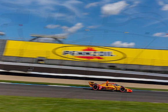 D2207_INDYGGP_16713_BLS