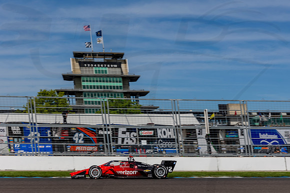 D2207_INDYGGP_16674_BLS