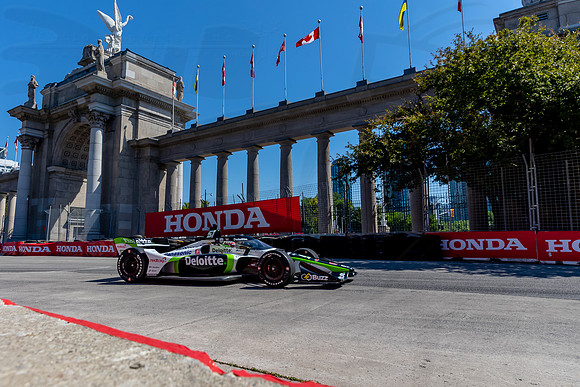 D2207_INDYTO_08833_BLS