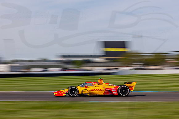 D2207_INDYGGP_16626_BLS