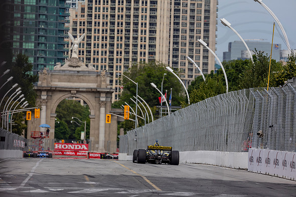 D2207_INDYTO_09694_BLS