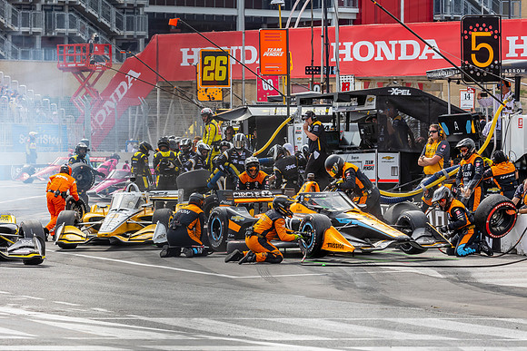 D2207_INDYTO_09702_BLS