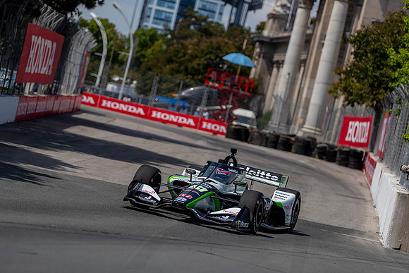 D2207_INDYTO_08571_BKC