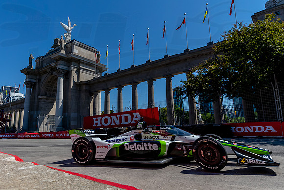 D2207_INDYTO_08838_BLS