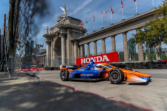 D2207_INDYTO_08579_BKC