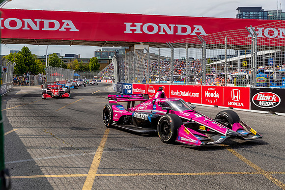 D2207_INDYTO_09735_BLS