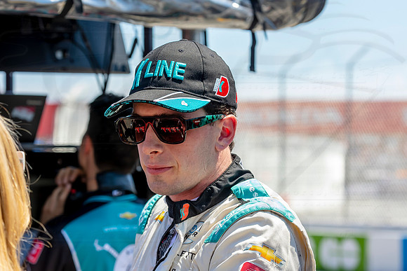 D2207_INDYTO_08903_BLS