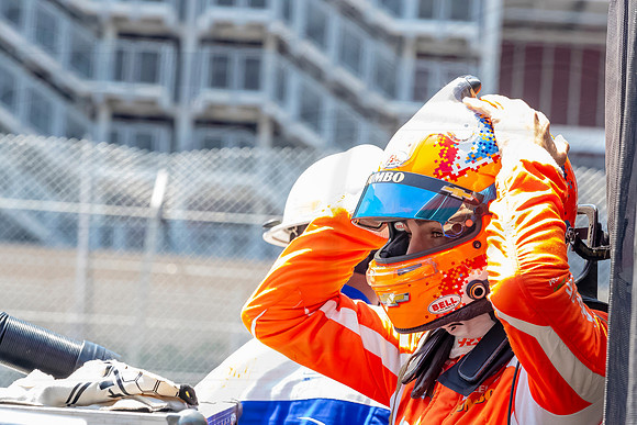 D2207_INDYTO_09002_BKC