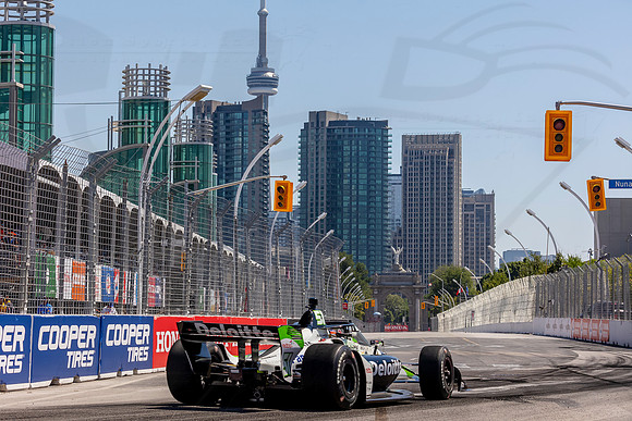D2207_INDYTO_08855_BLS
