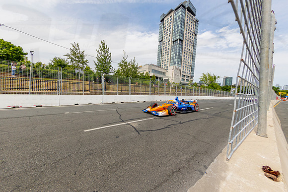 D2207_INDYTO_09606_BLS
