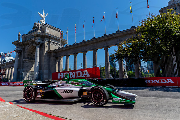 D2207_INDYTO_08843_BLS