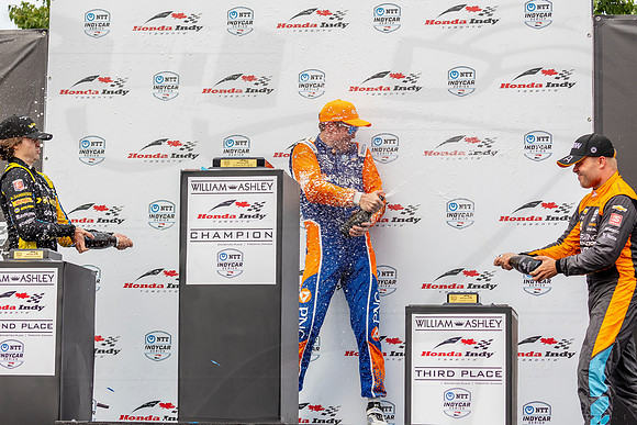 D2207_INDYTO_09769_BLS