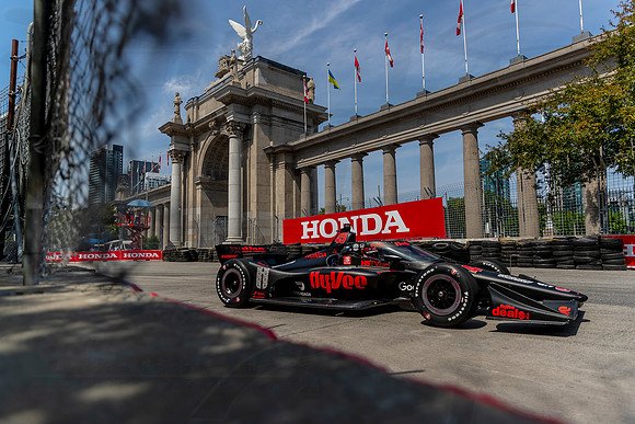 D2207_INDYTO_08584_BKC