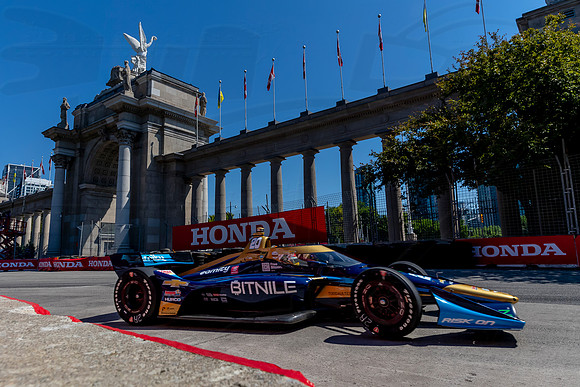 D2207_INDYTO_08837_BLS