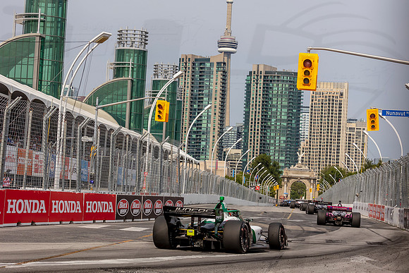 D2207_INDYTO_09727_BLS