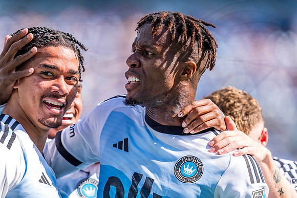 D2504MLSCFCvNYCFC51503WGA