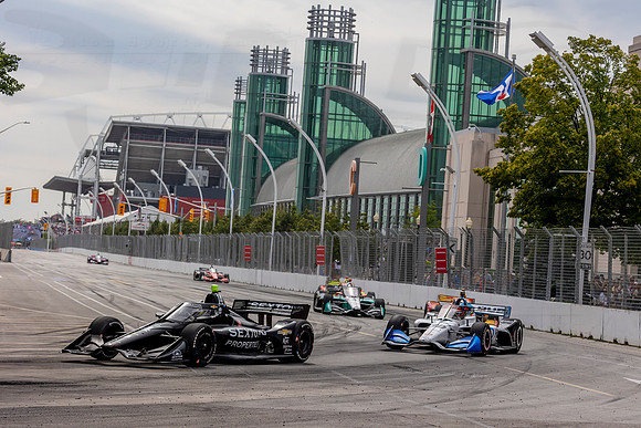 D2207_INDYTO_09684_BLS