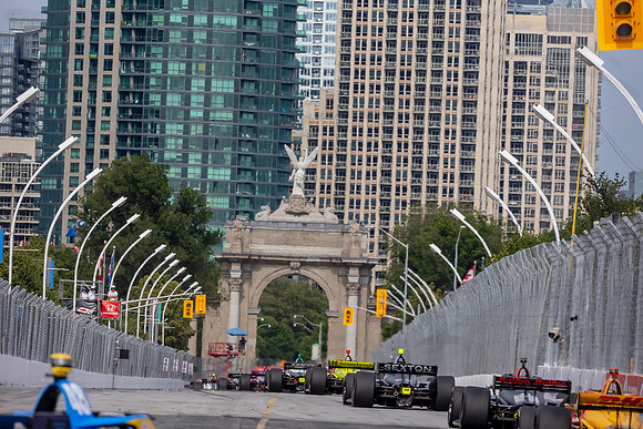 D2207_INDYTO_09720_BLS