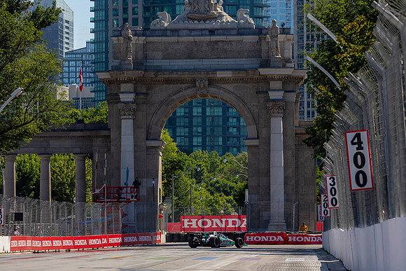 D2207_INDYTO_08828_BLS