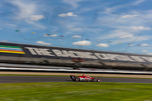 D2207_INDYGGP_16706_BLS