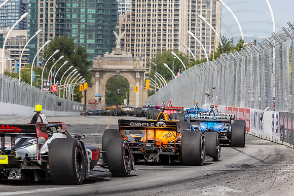 D2207_INDYTO_09705_BLS