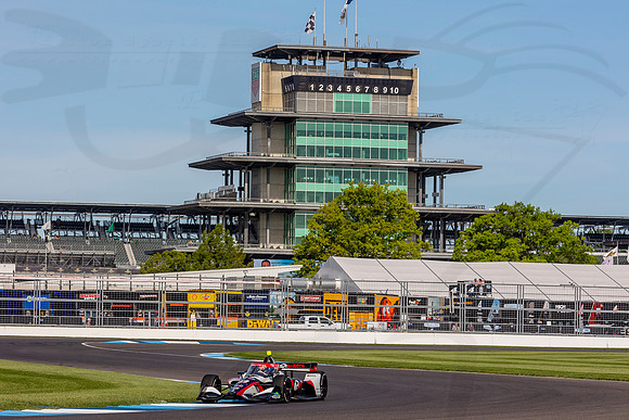 D2207_INDYGGP_16606_BLS