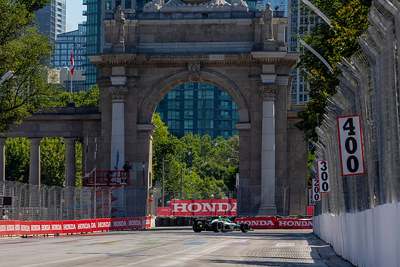 D2207_INDYTO_08827_BLS